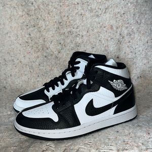 Women’s Air Jordan 1 Mid SE ‘Homage’